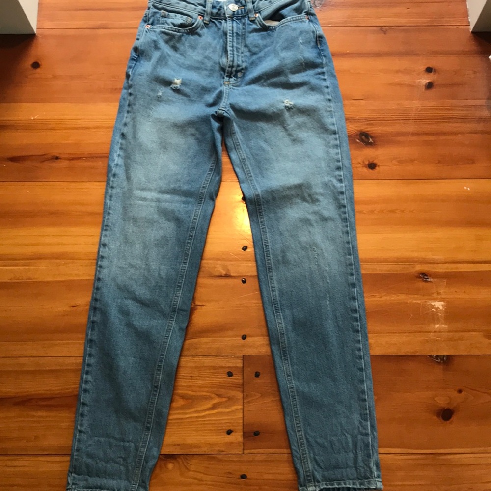 BDG medium wash mom jeans